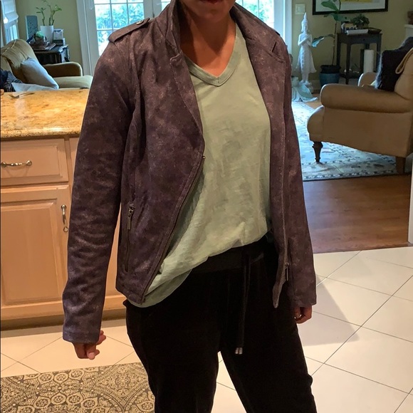 LIKE NEW MK Michael Kors Light weight bomber - Picture 1 of 9